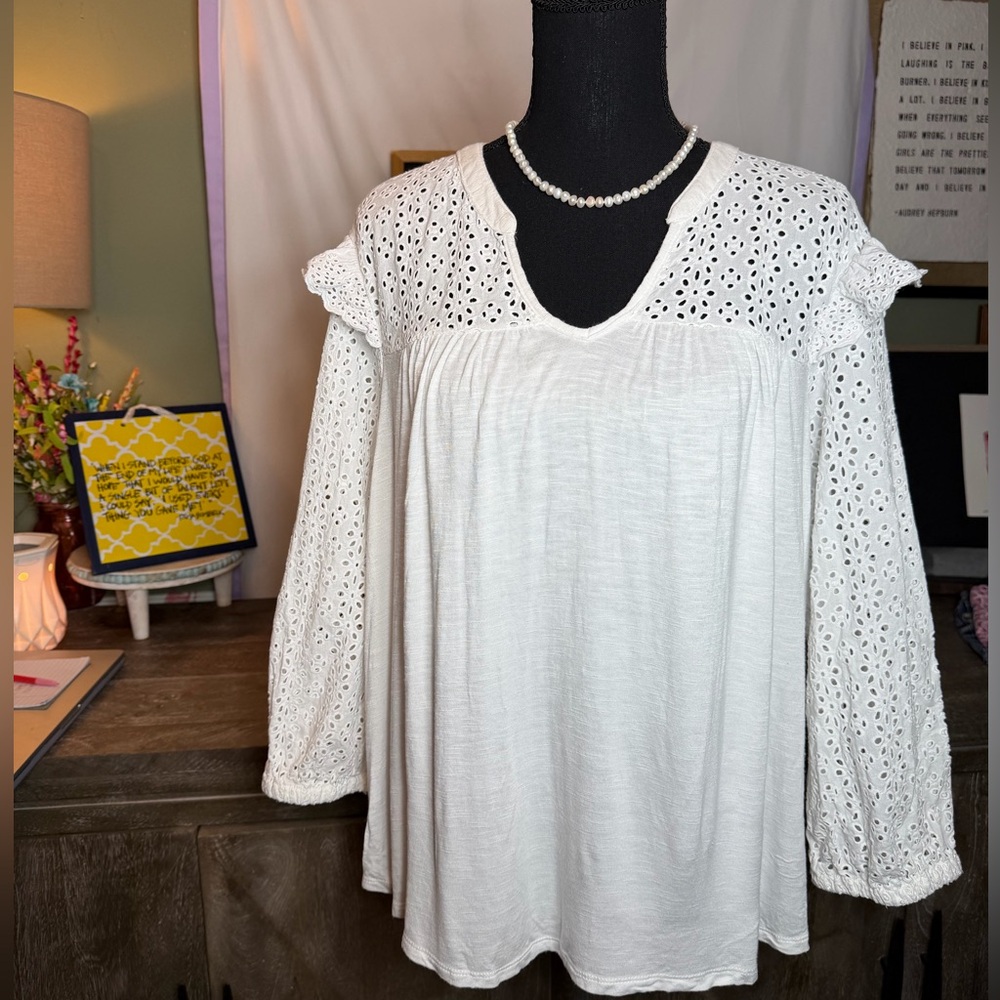 Crown & Ivy White Eyelet Sleeve Blouse